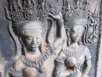 stone carving at angkor wat